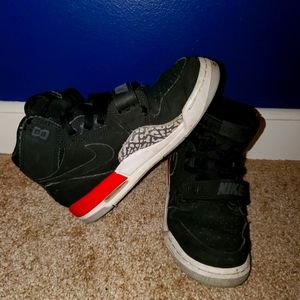 Boys size 4 Jordan